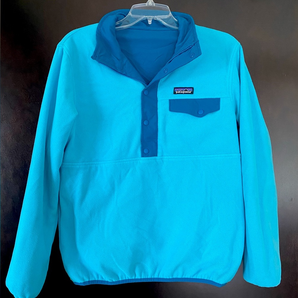 Reversible Patagonia windbreaker/fleece jacket
